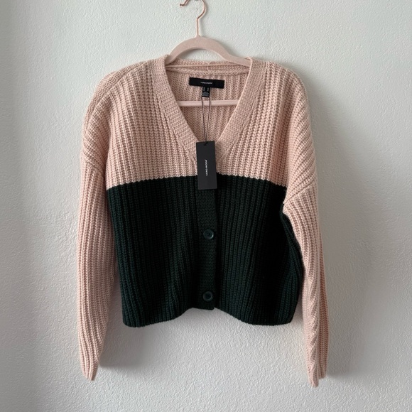 Vero Moda Sweaters - Vero Moda Colorblock V-Neck Cardigan Sweater  Oversized Crop Size XS